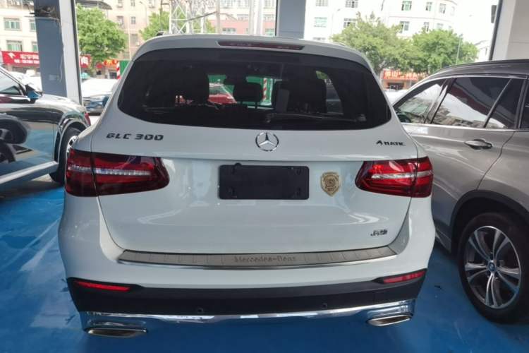 Used Mercedes-Benz GLC 2016 GLC 300 4MATIC Dynamic Model Rear
