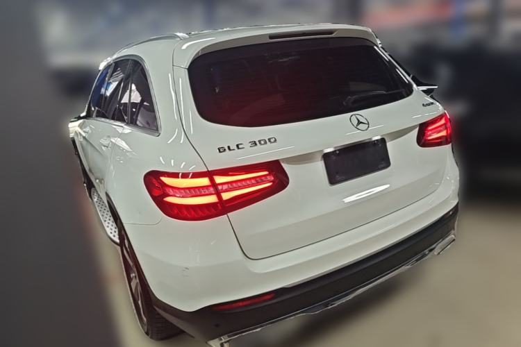 Used Mercedes-Benz GLC 2016 GLC 300 4MATIC Dynamic Model Rear Left 45 Deg