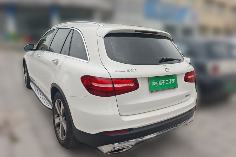Used Mercedes-Benz GLC 2016 GLC 300 4MATIC Dynamic Model Rear Left 45 Deg