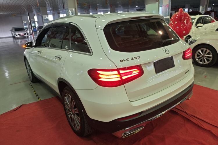 Used Mercedes-Benz GLC 2016 GLC 260 4MATIC Dynamic Edition Rear Left 45 Deg