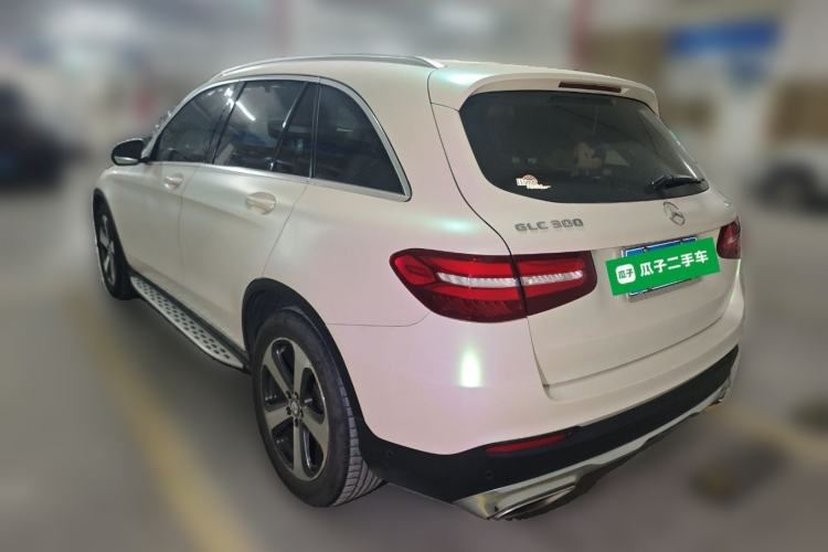 Used Mercedes-Benz GLC 2016 GLC 300 4MATIC Dynamic Model Rear Left 45 Deg