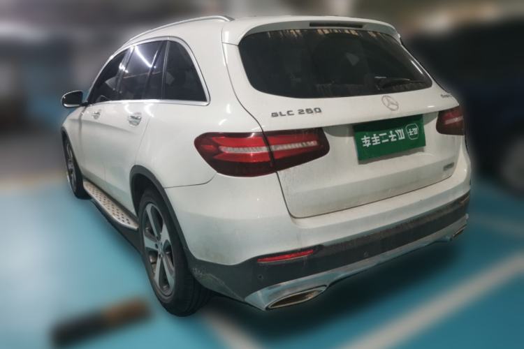 Used Mercedes-Benz GLC 2016 GLC 260 4MATIC Luxury Model Rear Left 45 Deg