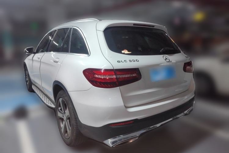 Used Mercedes-Benz GLC 2016 GLC 300 4MATIC Dynamic Model Rear Left 45 Deg