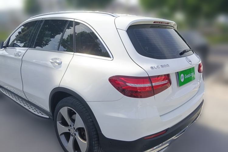 Used Mercedes-Benz GLC 2016 GLC 300 4MATIC Luxury Model Rear Left 45 Deg