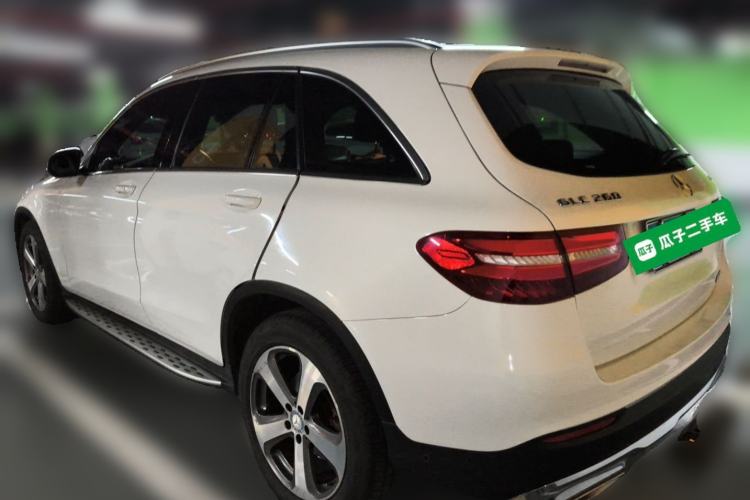 Used Mercedes-Benz GLC 2016 GLC 260 4MATIC Luxury Model Rear Left 45 Deg