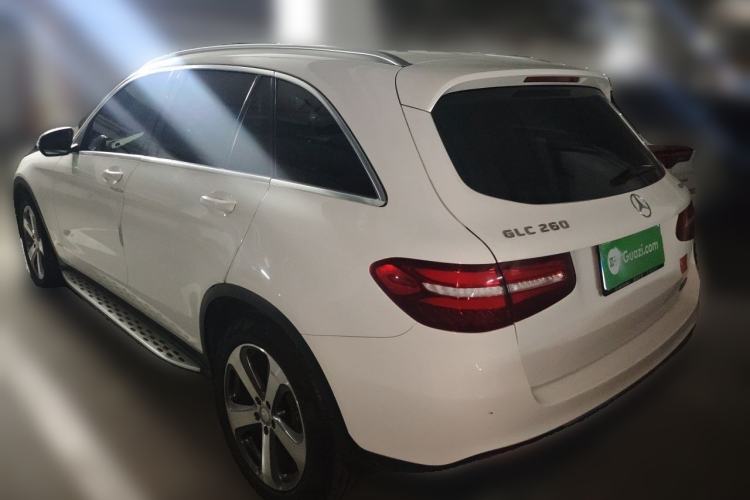 Used Mercedes-Benz GLC 2016 GLC 260 4MATIC Luxury Model Rear Left 45 Deg