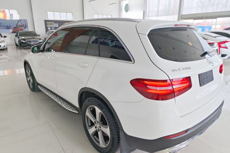 Used Mercedes-Benz GLC 2016 GLC 260 4MATIC Luxury Model Rear Left 45 Deg