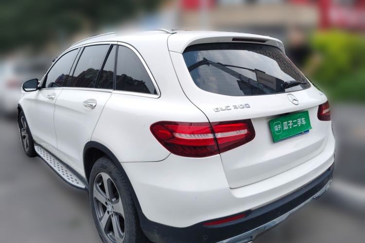 Used Mercedes-Benz GLC 2016 GLC 300 4MATIC Dynamic Model Rear Left 45 Deg