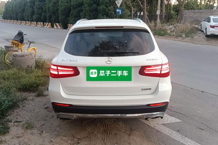 Used Mercedes-Benz GLC 2016 GLC 300 4MATIC Dynamic Model Rear