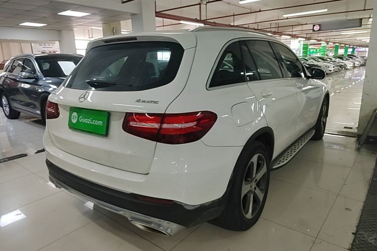 Used Mercedes-Benz GLC 2016 GLC 260 4MATIC Luxury Model Rear Right 45 Deg