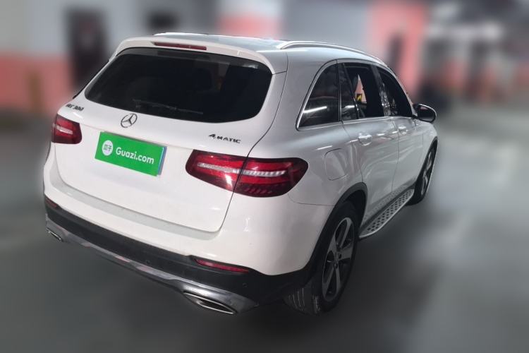 Used Mercedes-Benz GLC 2016 GLC 300 4MATIC Dynamic Model Rear Right 45 Deg