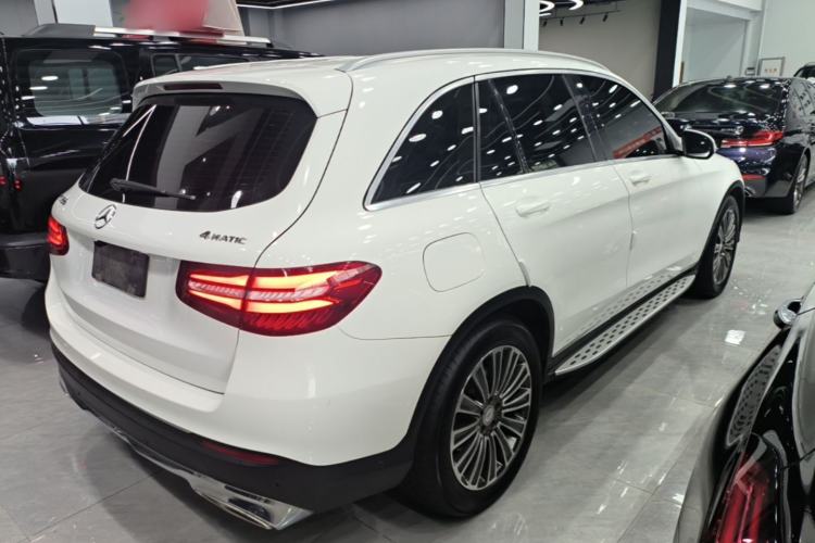 Used Mercedes-Benz GLC 2016 GLC 200 4MATIC Rear Right 45 Deg