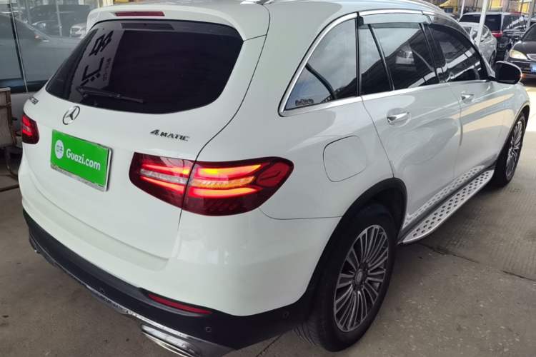 Used Mercedes-Benz GLC 2016 GLC 260 4MATIC Dynamic Edition Rear Right 45 Deg