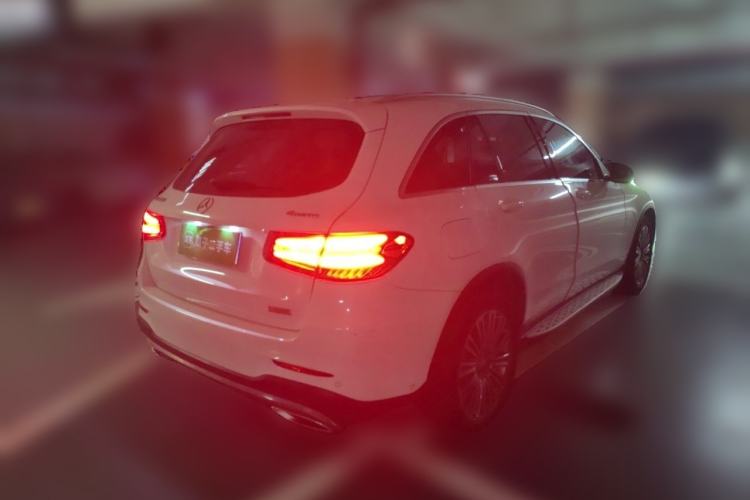 Used Mercedes-Benz GLC 2016 GLC 260 4MATIC Dynamic Edition Rear Right 45 Deg