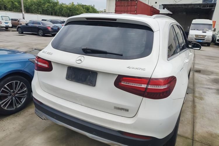 Used Mercedes-Benz GLC 2016 GLC 260 4MATIC Luxury Model Rear Right 45 Deg