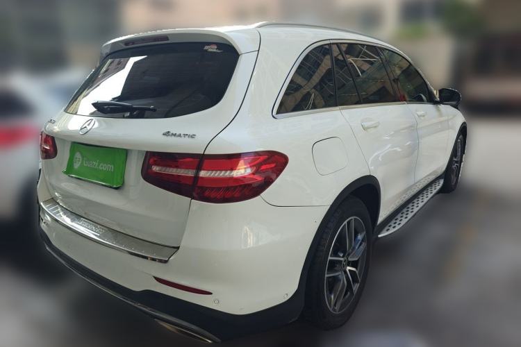 Used Mercedes-Benz GLC 2016 GLC 260 4MATIC Luxury Model Rear Right 45 Deg