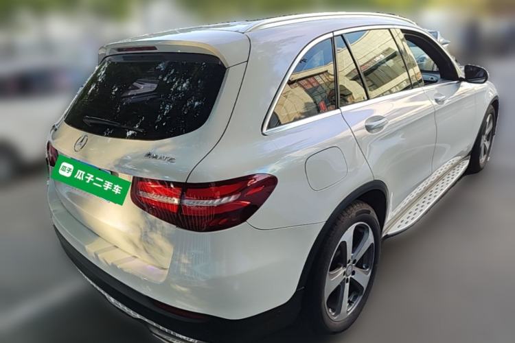 Used Mercedes-Benz GLC 2016 GLC 300 4MATIC Dynamic Model Rear Right 45 Deg