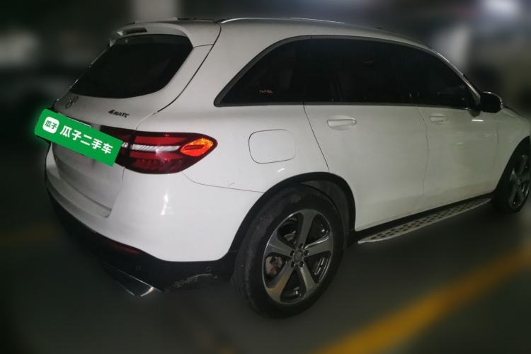 Used Mercedes-Benz GLC 2016 GLC 300 4MATIC Dynamic Model Rear Right 45 Deg