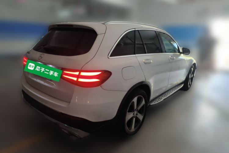 Used Mercedes-Benz GLC 2016 GLC 260 4MATIC Luxury Model Rear Right 45 Deg