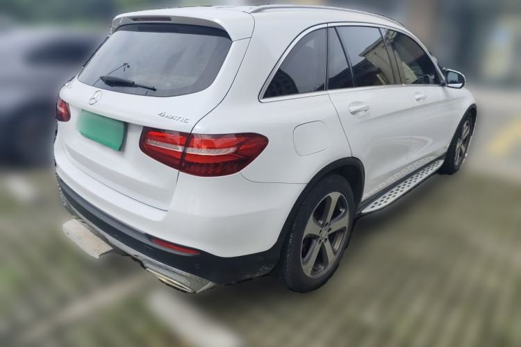 Used Mercedes-Benz GLC 2016 GLC 260 4MATIC Luxury Model Rear Right 45 Deg