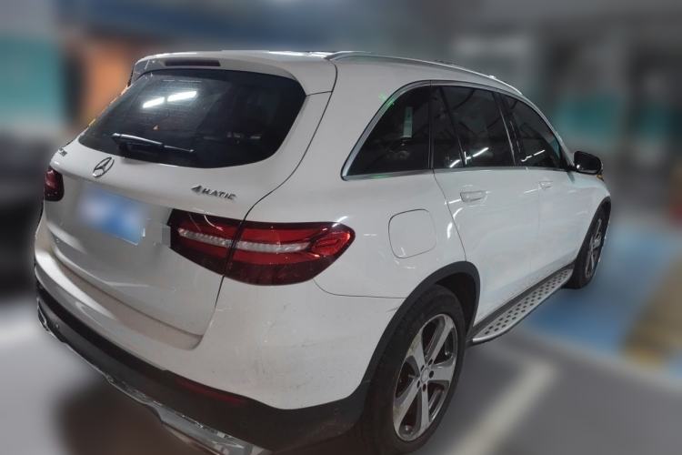 Used Mercedes-Benz GLC 2016 GLC 300 4MATIC Dynamic Model Rear Right 45 Deg