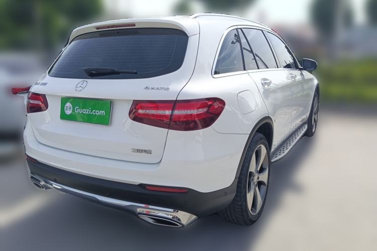 Used Mercedes-Benz GLC 2016 GLC 300 4MATIC Luxury Model Rear Right 45 Deg