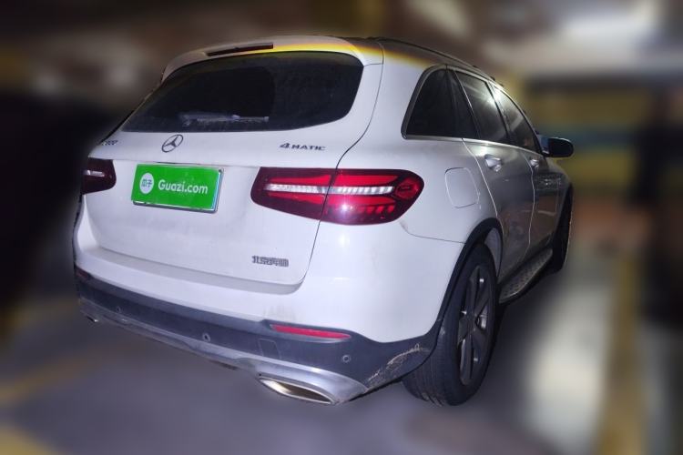 Used Mercedes-Benz GLC 2016 GLC 300 4MATIC Dynamic Model Rear Right 45 Deg