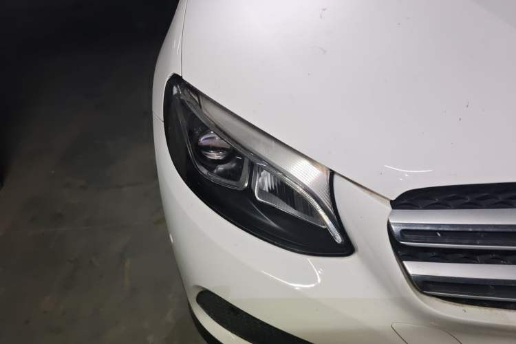 Used Mercedes-Benz GLC 2016 GLC 260 4MATIC Dynamic Edition Right Front Headlight