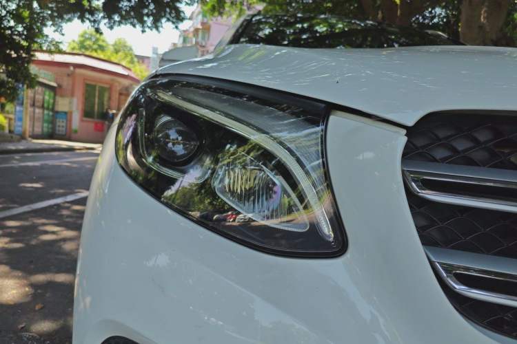 Used Mercedes-Benz GLC 2016 GLC 260 4MATIC Dynamic Edition Right Front Headlight