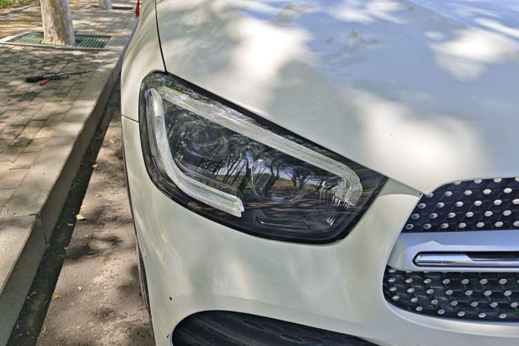 Used Mercedes-Benz GLC 2016 GLC 300 4MATIC Dynamic Model Right Front Headlight