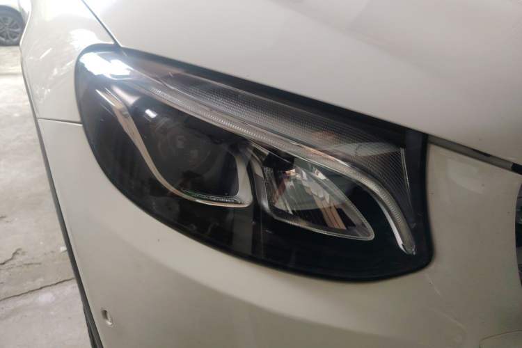 Used Mercedes-Benz GLC 2016 GLC 260 4MATIC Dynamic Edition Right Front Headlight