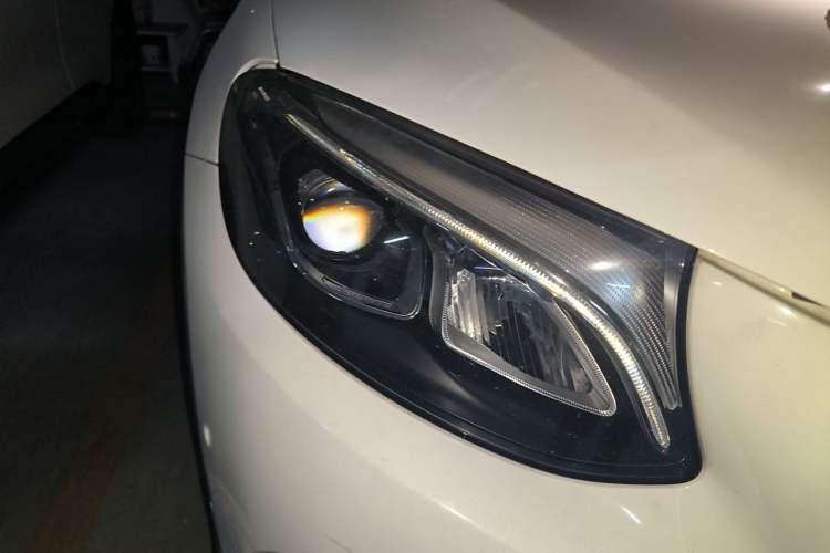 Used Mercedes-Benz GLC 2016 GLC 260 4MATIC Dynamic Edition Right Front Headlight