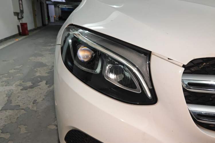 Used Mercedes-Benz GLC 2016 GLC 260 4MATIC Dynamic Edition Right Front Headlight