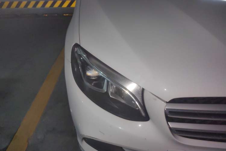 Used Mercedes-Benz GLC 2016 GLC 260 4MATIC Dynamic Edition Right Front Headlight