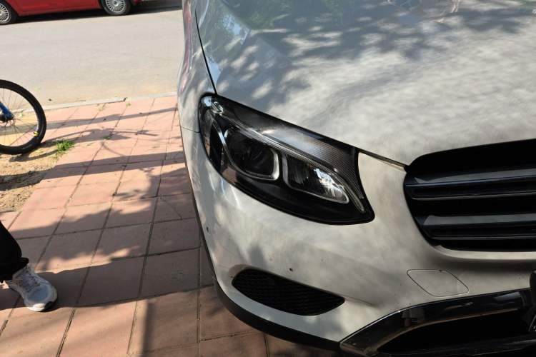 Used Mercedes-Benz GLC 2016 GLC 260 4MATIC Luxury Model Right Front Headlight