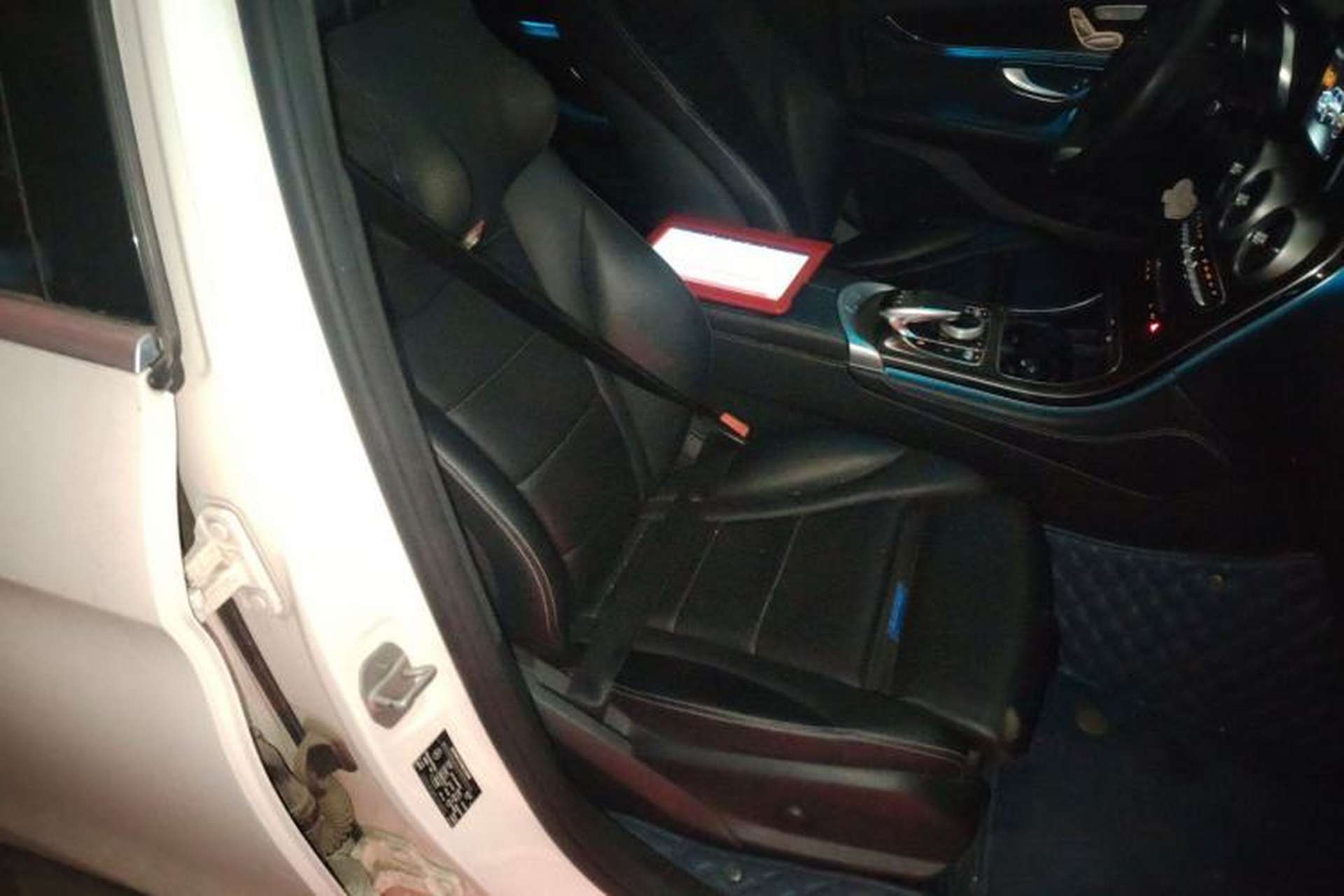 Used Mercedes-Benz GLC 2016 GLC 260 4MATIC Dynamic Edition Right Front Seat