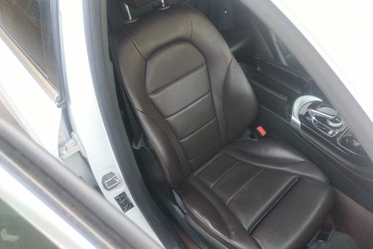 Used Mercedes-Benz GLC 2016 GLC 200 4MATIC Right Front Seat
