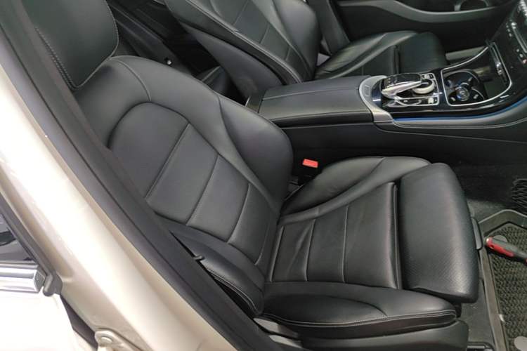 Used Mercedes-Benz GLC 2016 GLC 200 4MATIC Right Front Seat