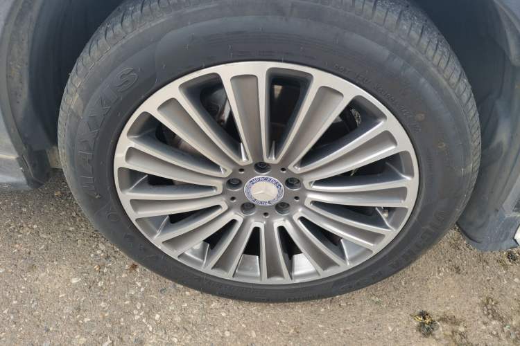 Used Mercedes-Benz GLC 2016 GLC 260 4MATIC Dynamic Edition Right Front Wheel Hub