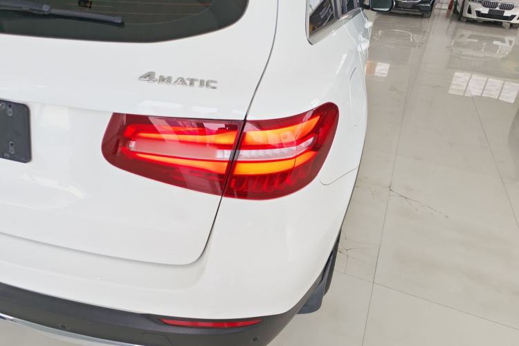 Used Mercedes-Benz GLC 2016 GLC 260 4MATIC Luxury Model Right Rear Taillight