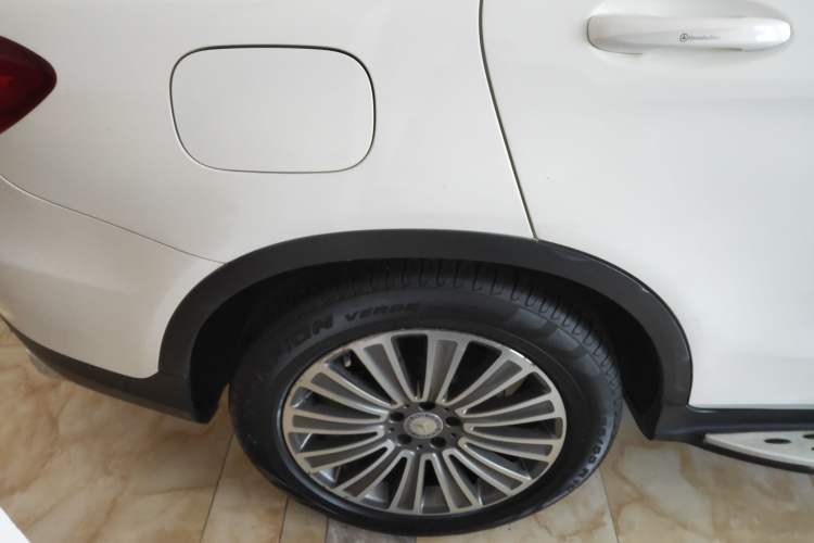 Used Mercedes-Benz GLC 2016 GLC 200 4MATIC Right Rear Wheel Hub