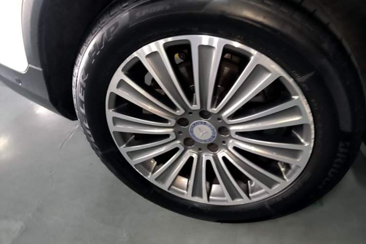 Used Mercedes-Benz GLC 2016 GLC 200 4MATIC Right Rear Wheel Hub