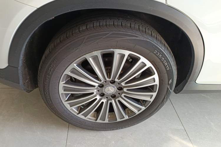 Used Mercedes-Benz GLC 2016 GLC 200 4MATIC Right Rear Wheel Hub