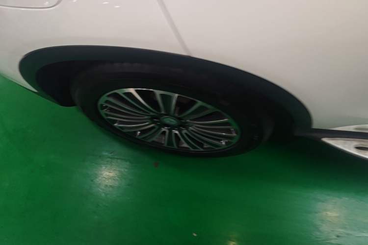 Used Mercedes-Benz GLC 2016 GLC 200 4MATIC Right Rear Wheel Hub