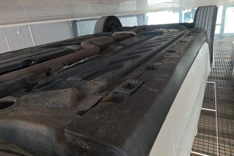 Used Mercedes-Benz GLC 2016 GLC 200 4MATIC Right Side Sill