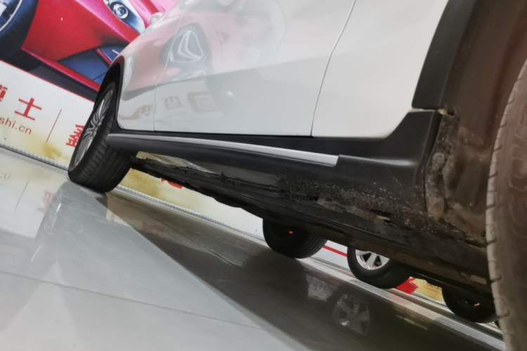 Used Mercedes-Benz GLC 2016 GLC 200 4MATIC Right Side Sill