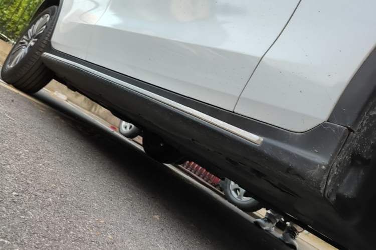 Used Mercedes-Benz GLC 2016 GLC 200 4MATIC Right Side Sill