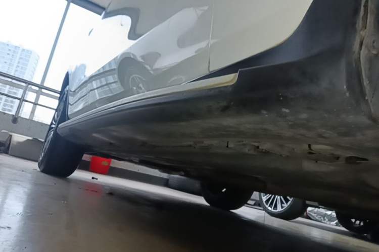 Used Mercedes-Benz GLC 2016 GLC 200 4MATIC Right Side Sill