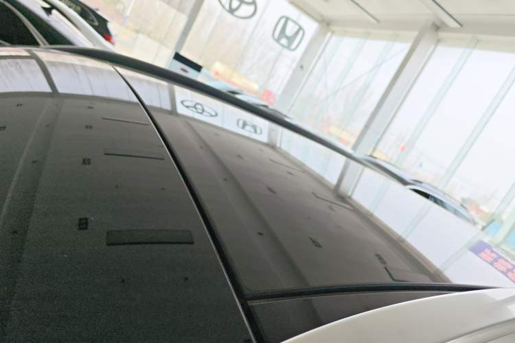 Used Mercedes-Benz GLC 2016 GLC 260 4MATIC Luxury Model Roof