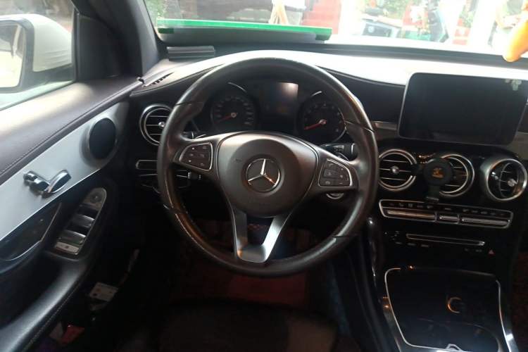 Used Mercedes-Benz GLC 2016 GLC 200 4MATIC Steering Wheel